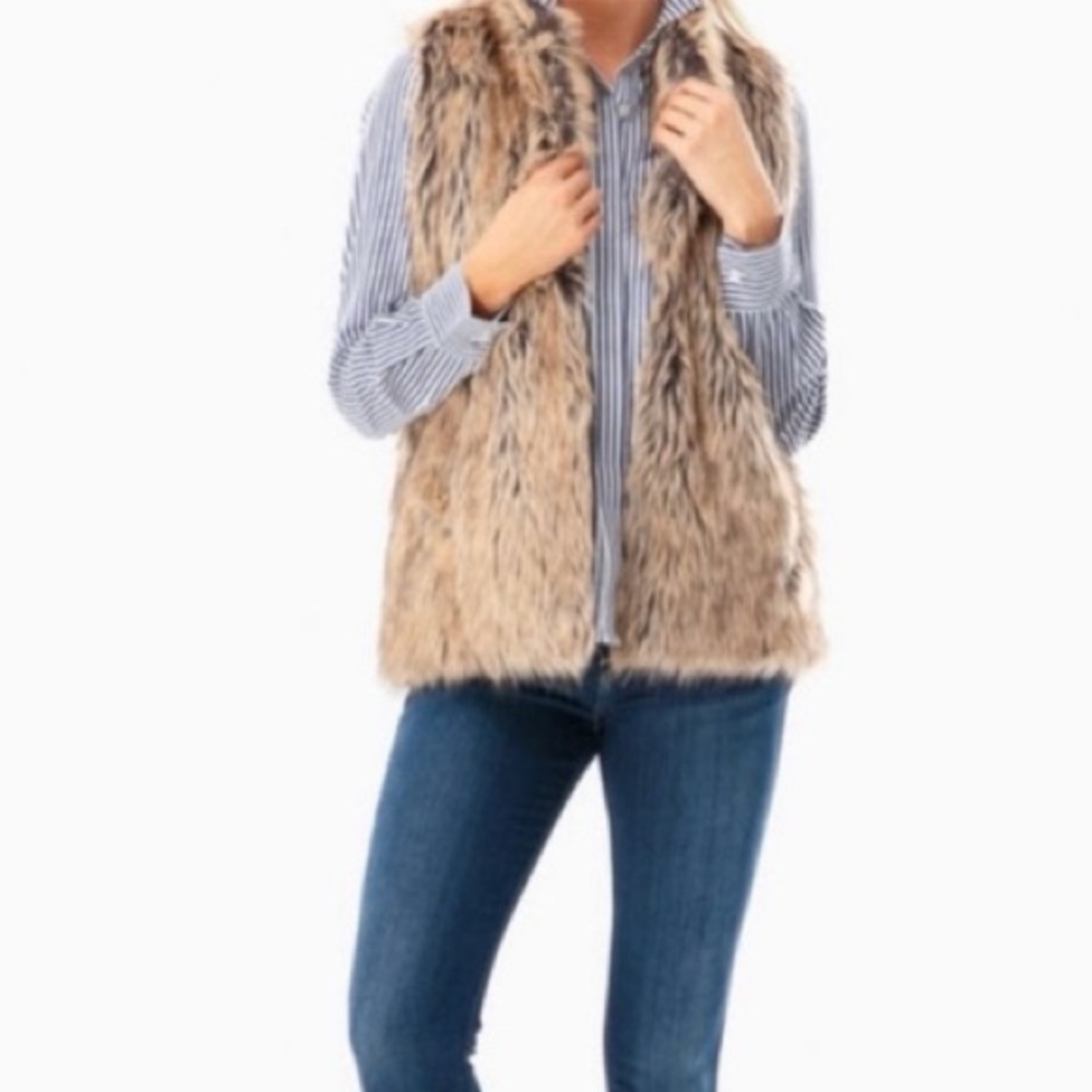 Tuckernuck by Parkes Run Faux Fur Vest, Size M - like new